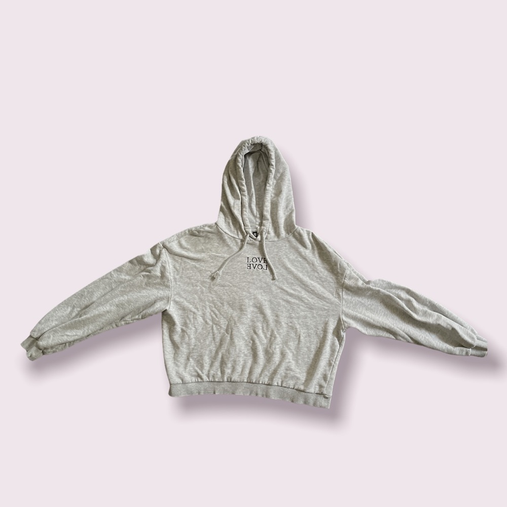 H&M LOVE SWEATER